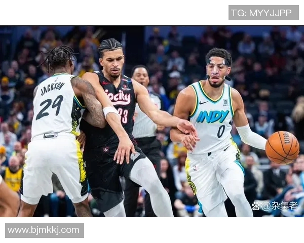 开拓者队力克掘金，跻身季后赛四强：不屈精神缔造奇迹