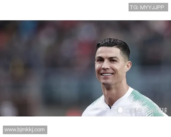 球迷疯狂购买汉达诺维奇球衣，创下销售记录