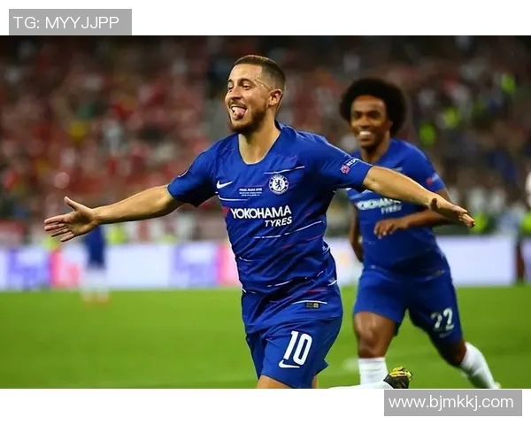 阿扎尔在比赛中的表现备受关注,球迷期待他的绝佳发挥 阿扎尔在比赛中的表现备受关注,球迷期待他的绝佳发挥